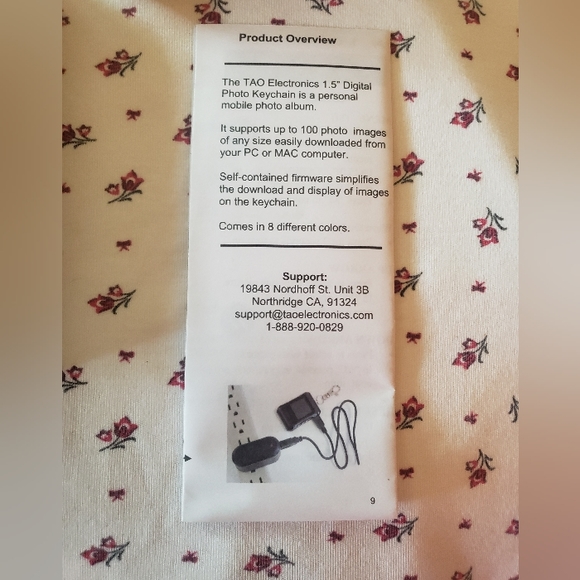 Tao Pink 1.5 Digital Photo Keychain Clip- holds 100 Pictures! - Picture 8 of 9